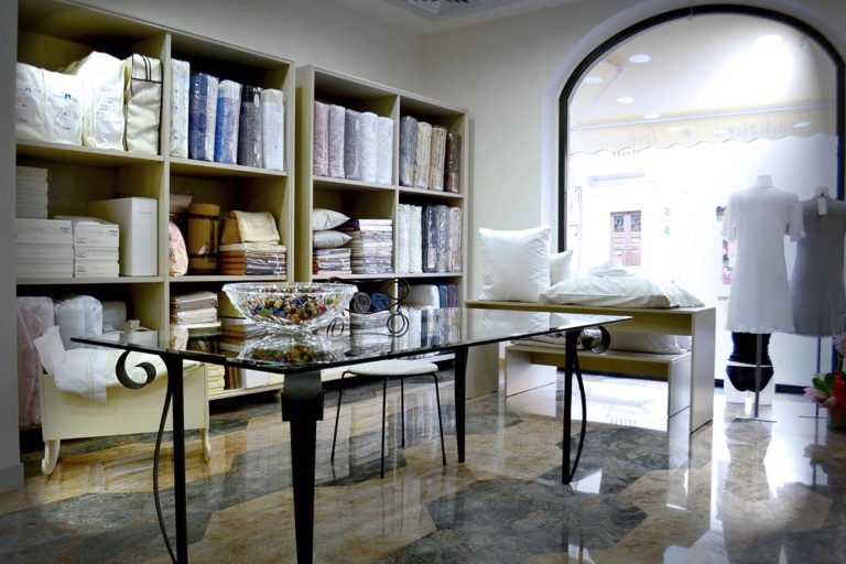 showroom biancheria