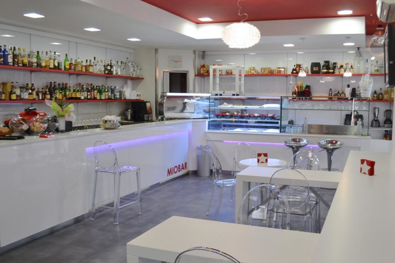 bar tavola fredda