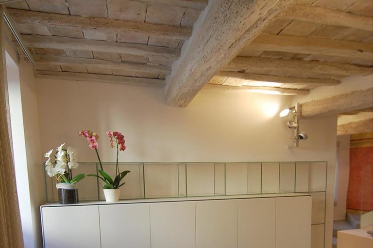 living minimal interni