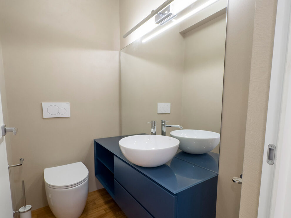 Bagno ospiti appartamento Fabriano